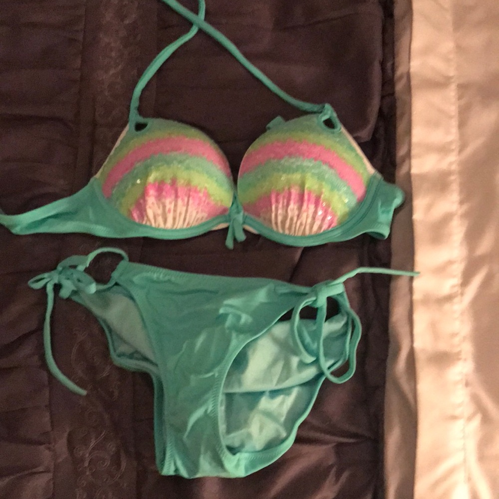 FOR JOI_DAVIS! Victoria secret swim wear NWOT!